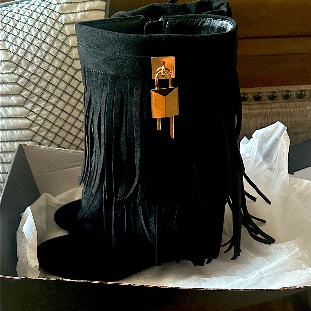 Chic Black Fringe Boots with Gold Detail